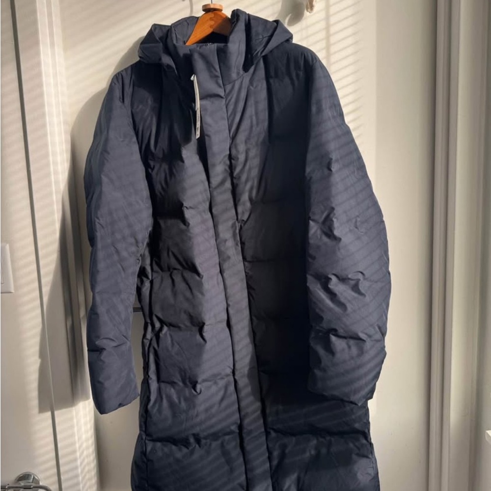 Uniqlo men's seamless down coat